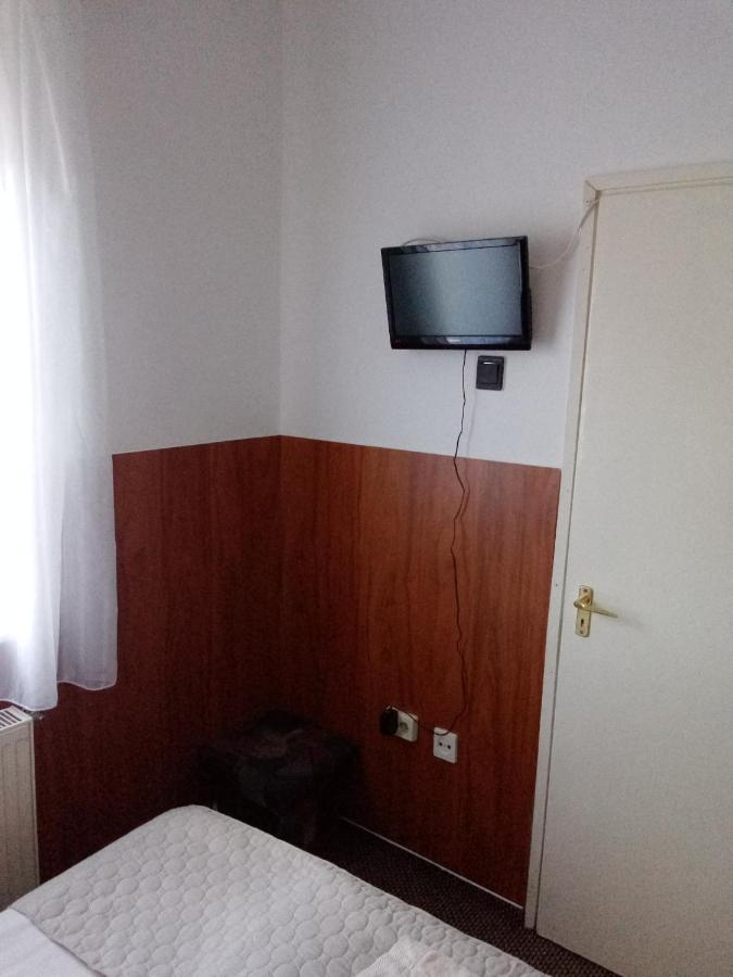 Siesta Vendégház Miskolc Exterior foto