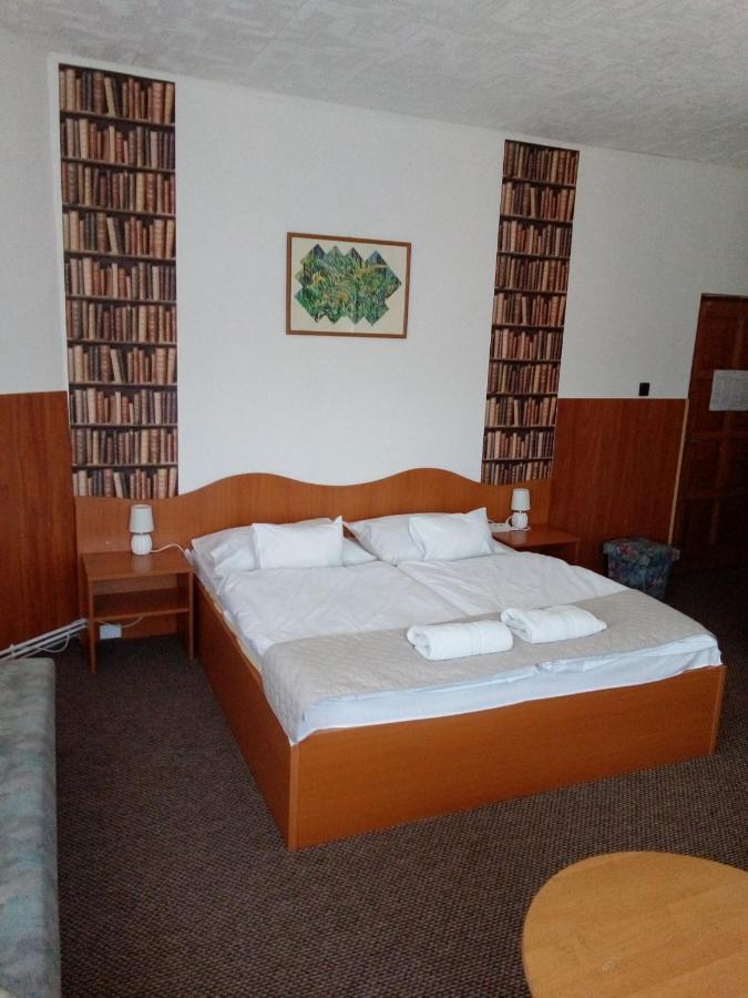 Siesta Vendégház Miskolc Exterior foto